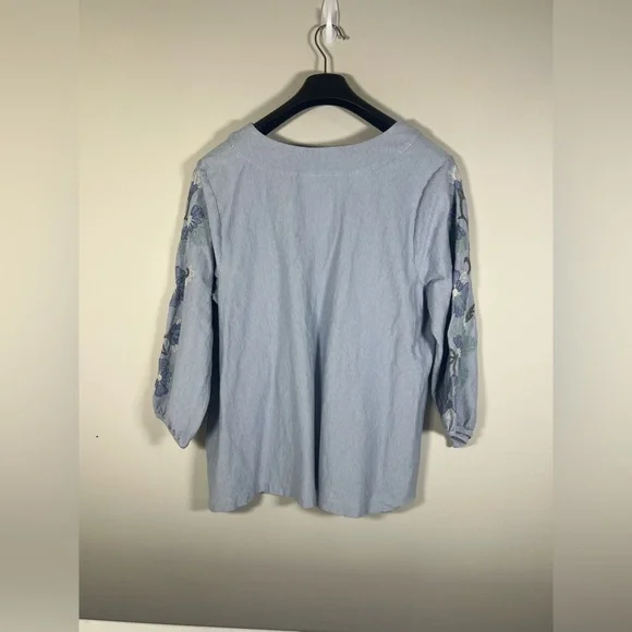 J.Jill Women Embroidered Striped Knit Top Powder Blue Size XL Floral V Neck - Picture 6 of 7